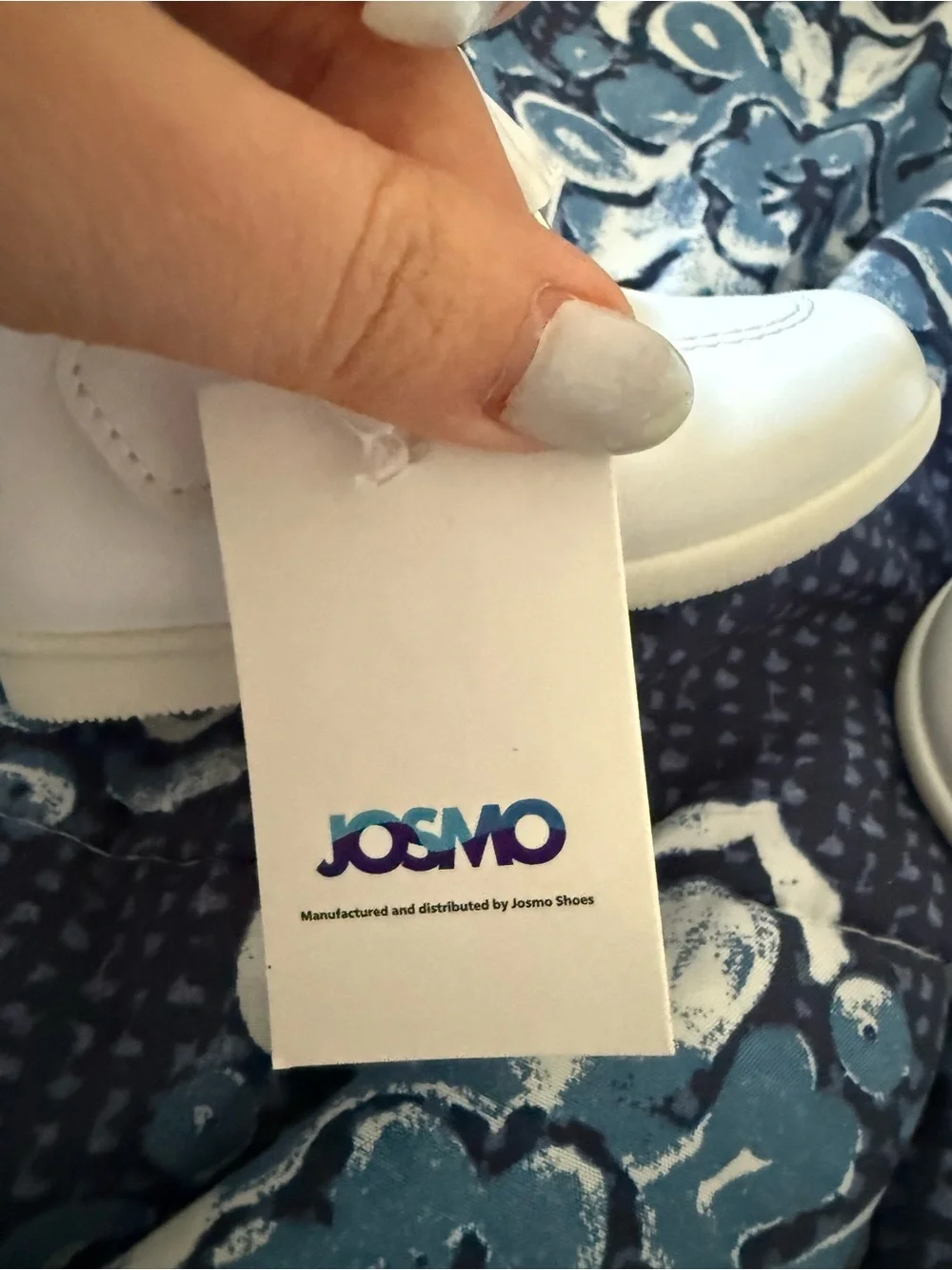 Josmo smooth white